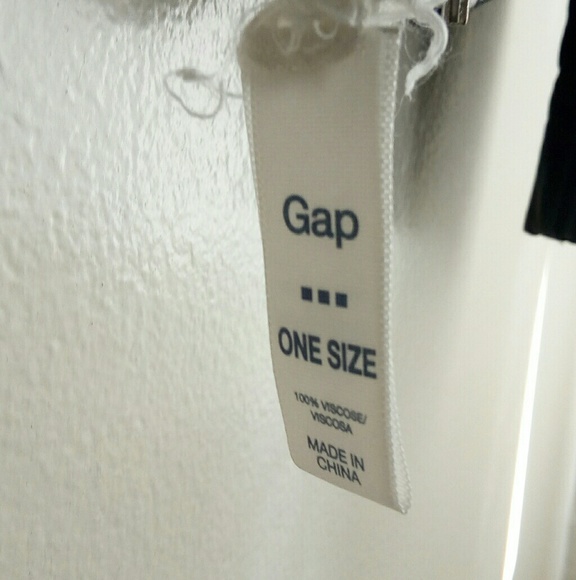 🔥GAP Watercolors All Seasons Scarf🔥 - Picture 4 of 7